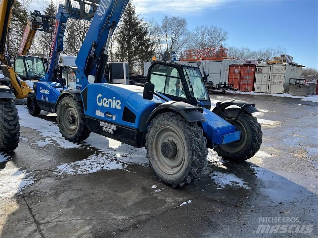 Genie GTH844 伸縮臂操作車