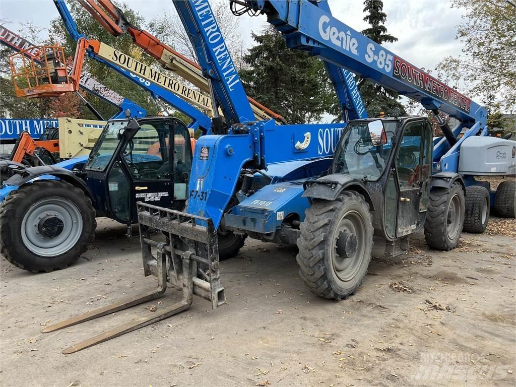 Genie GTH844 伸縮臂操作車