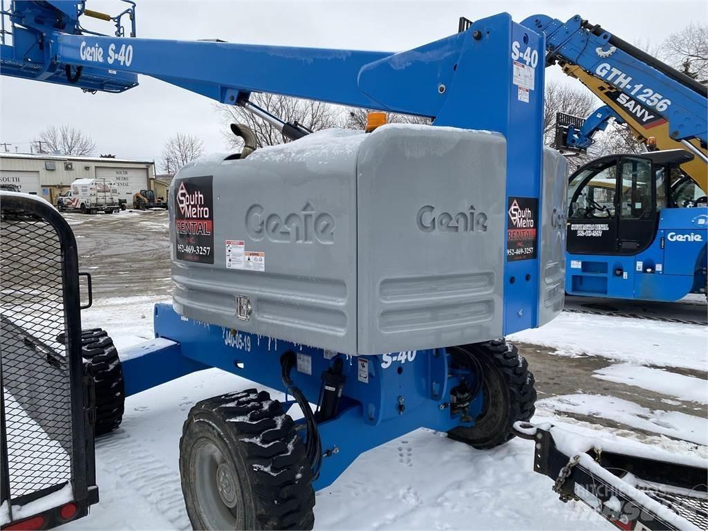 Genie S40 伸縮臂高空作業車