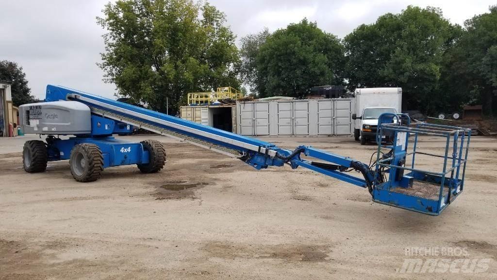 Genie S85 伸縮臂高空作業車