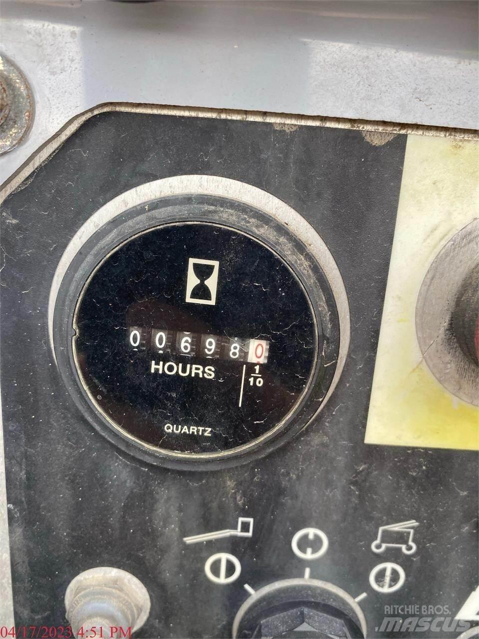 Genie Z30/20N 曲臂高空作業車