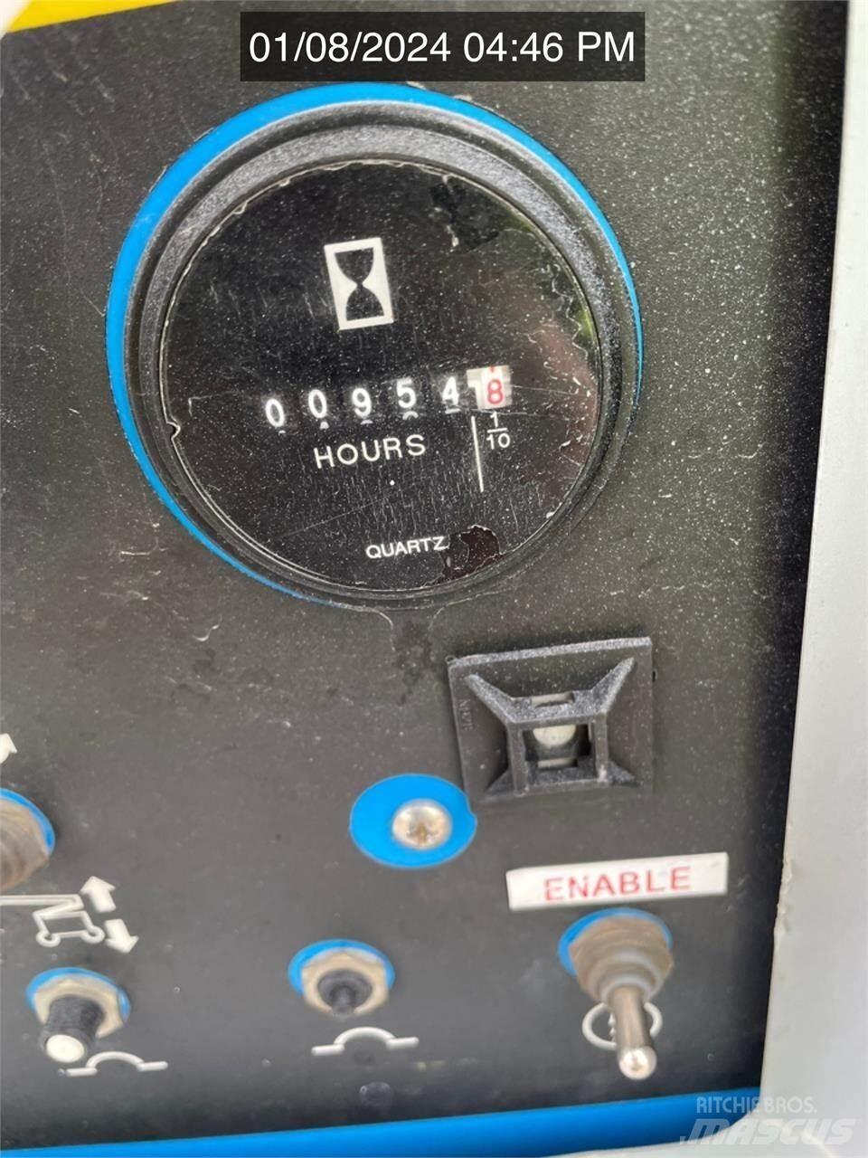 Genie Z40/23N RJ 曲臂高空作業車