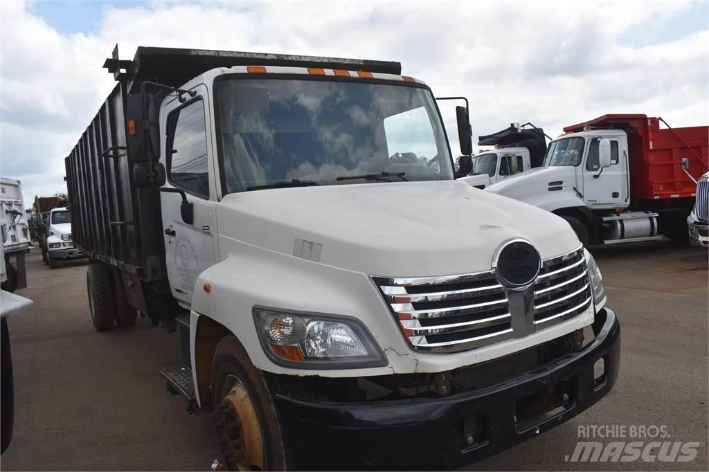 Hino 268 傾卸式卡車