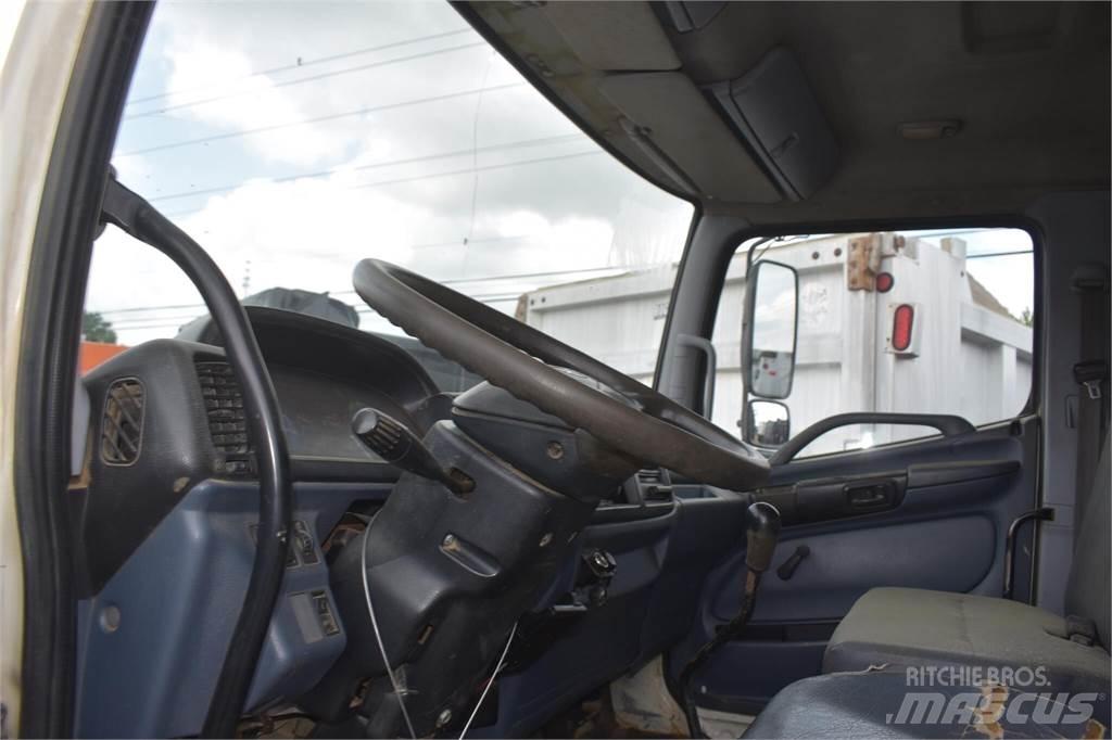 Hino 268 傾卸式卡車