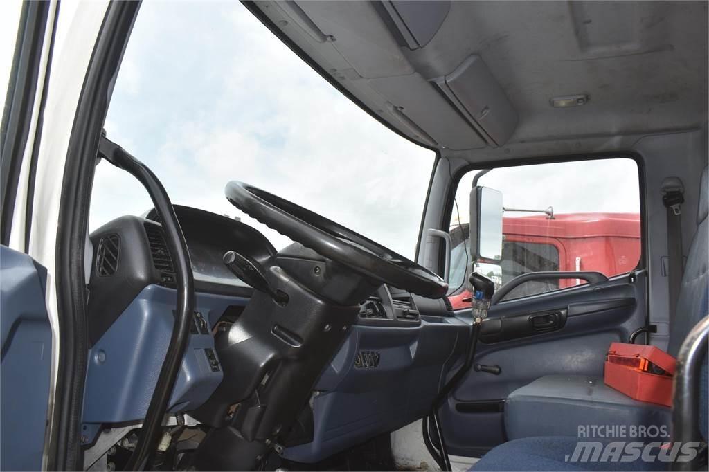 Hino 338 都市/通用型車輛