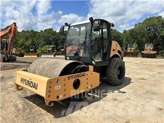 Hyundai HR70C 雙輪滾壓機