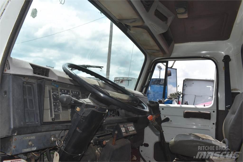 International 4700 傾卸式卡車