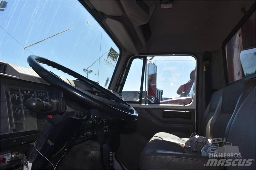 International 4700 傾卸式卡車