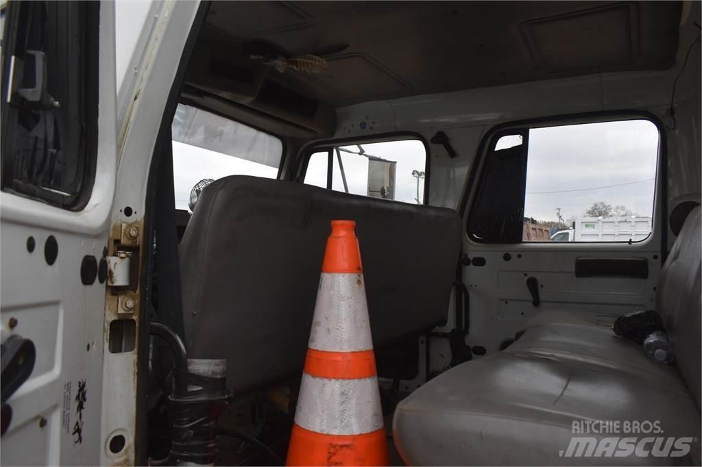 International 4700 都市/通用型車輛