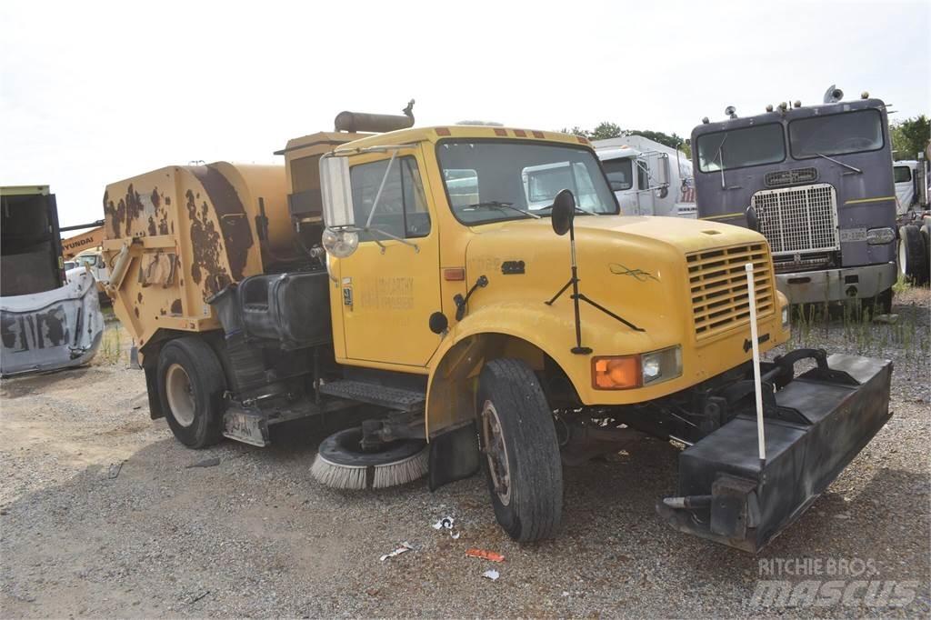 International 4700 清掃車
