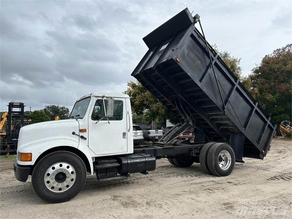 International 4700 傾卸式卡車
