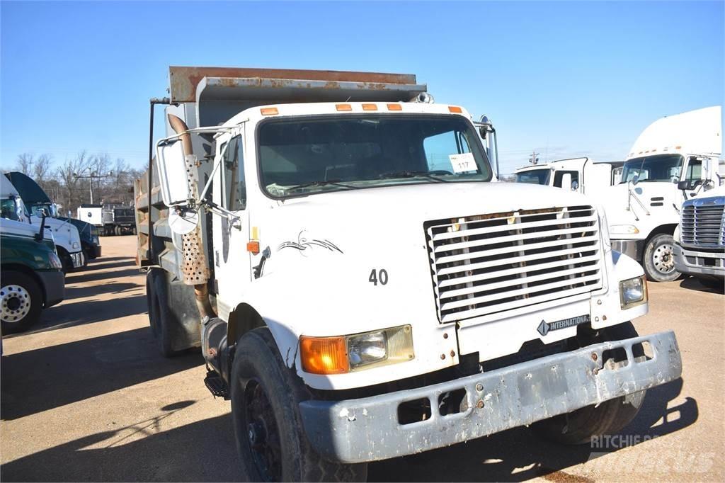 International 4900 傾卸式卡車
