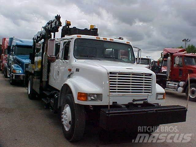 International 4900 都市/通用型車輛