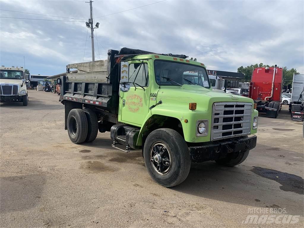 International M1754 傾卸式卡車
