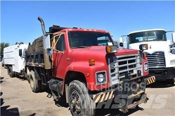 International S1900 傾卸式卡車