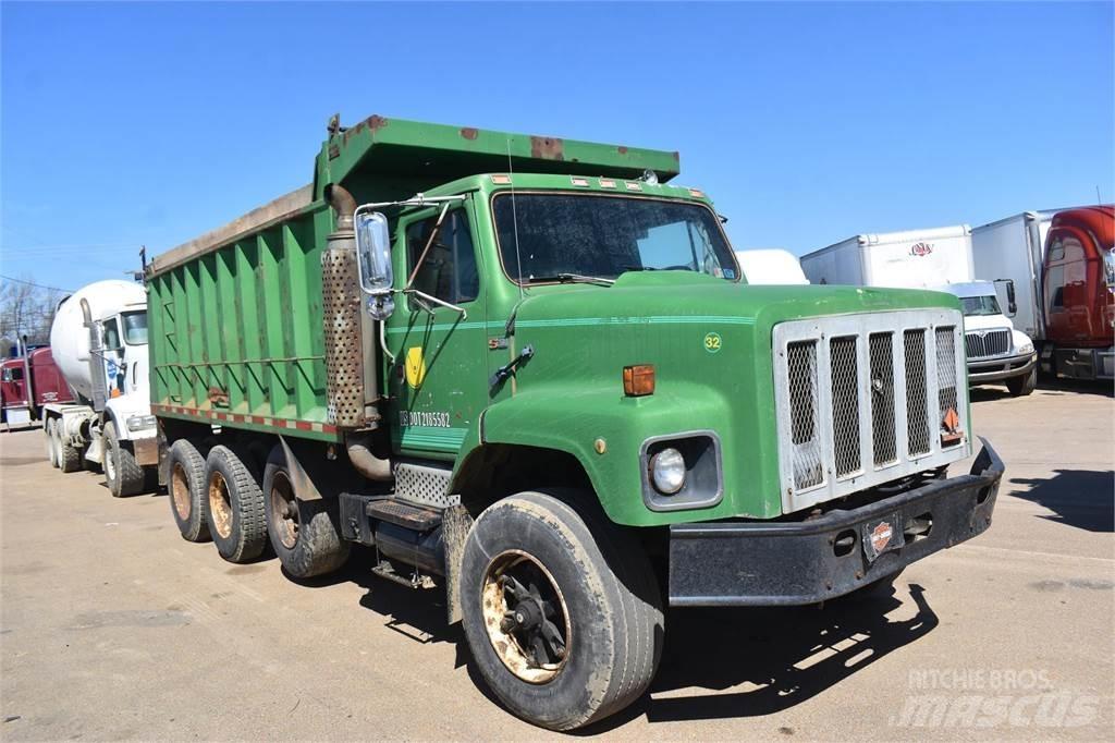 International S2600 傾卸式卡車