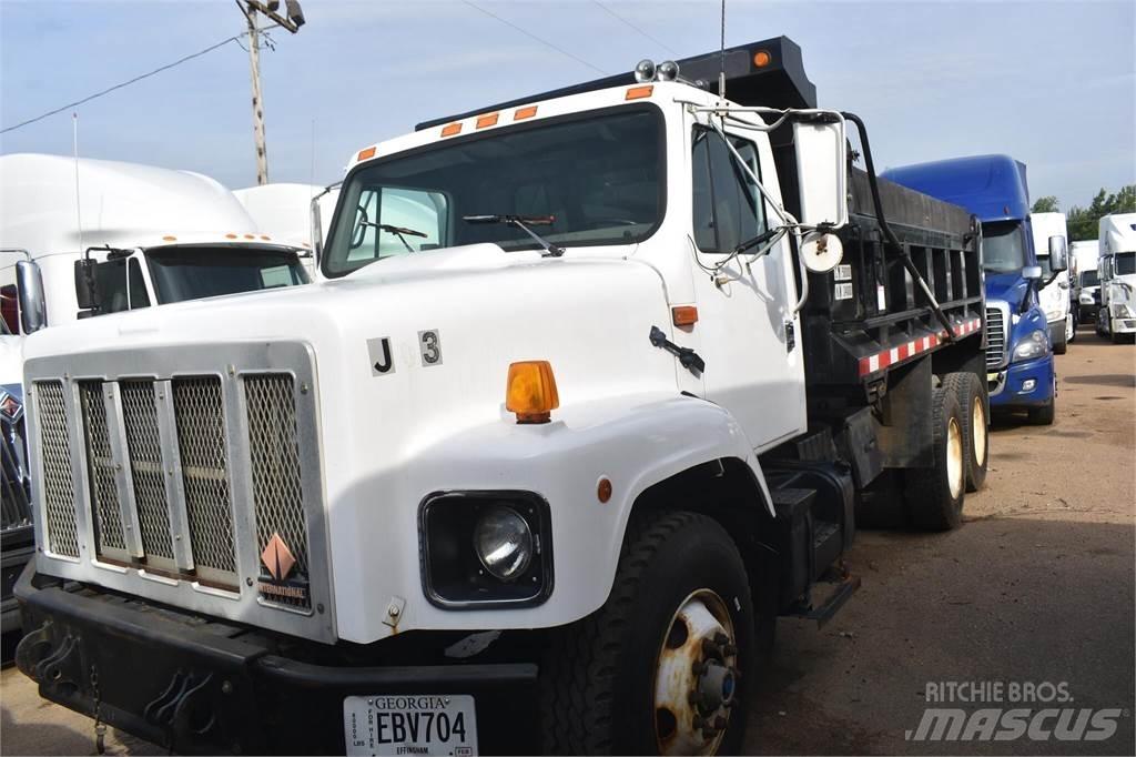 International S2600 傾卸式卡車