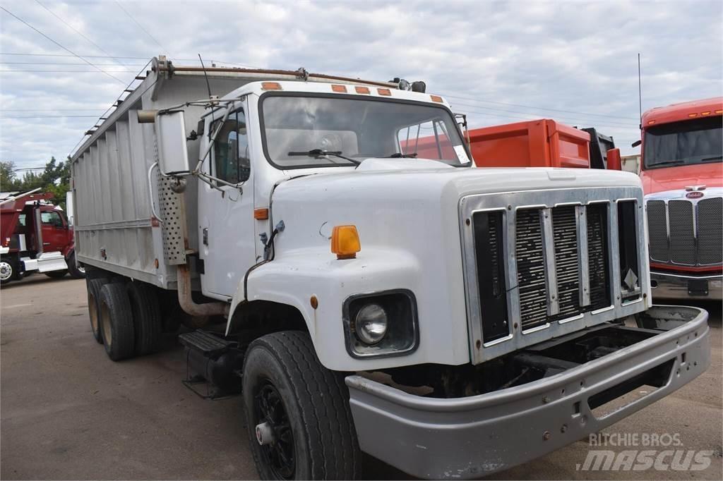 International S2600 傾卸式卡車