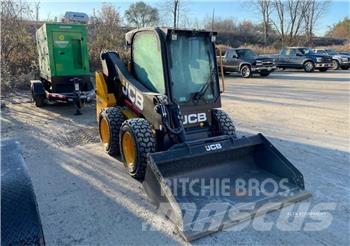 JCB 215 滑移轉向裝載機