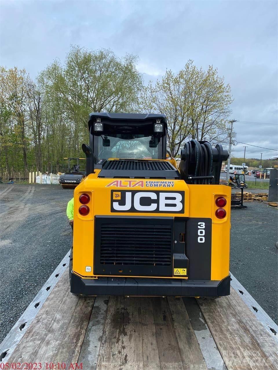 JCB 300 滑移轉向裝載機