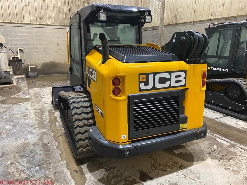 JCB 300T 滑移轉向裝載機