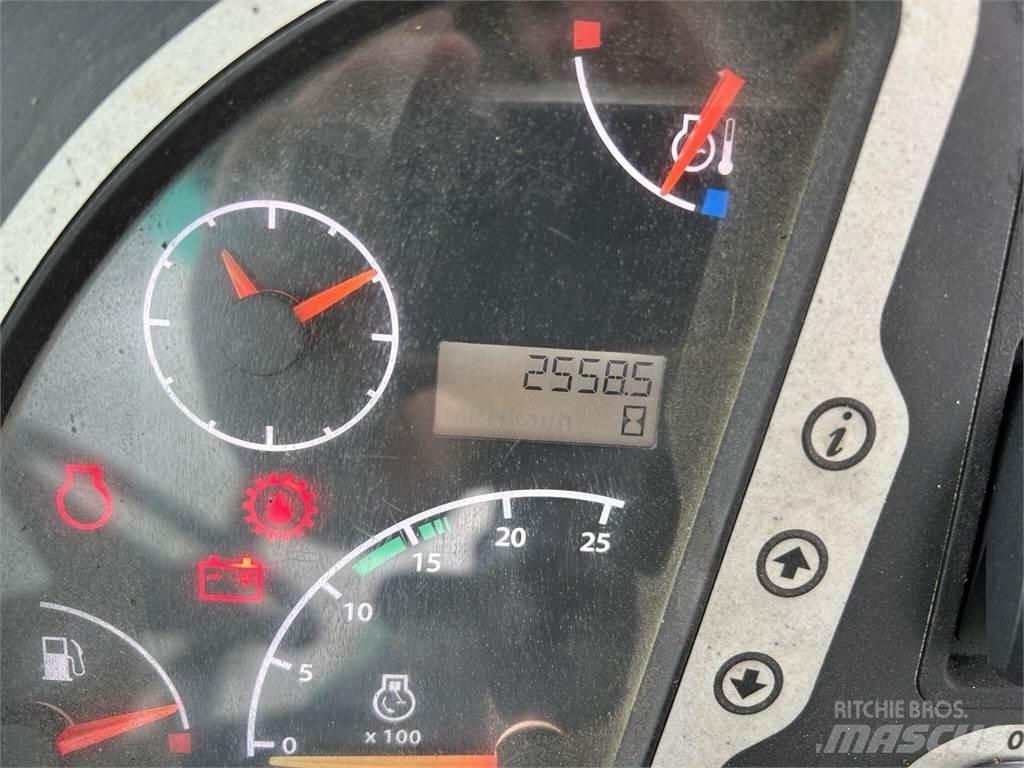 JCB 3CX 反鏟裝載機