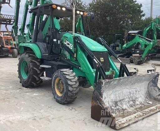 JCB 3CX 反鏟裝載機
