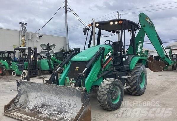 JCB 3CX 反鏟裝載機