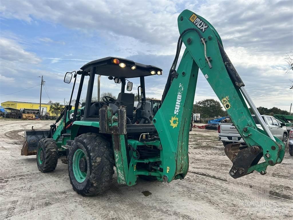 JCB 3CX 反鏟裝載機