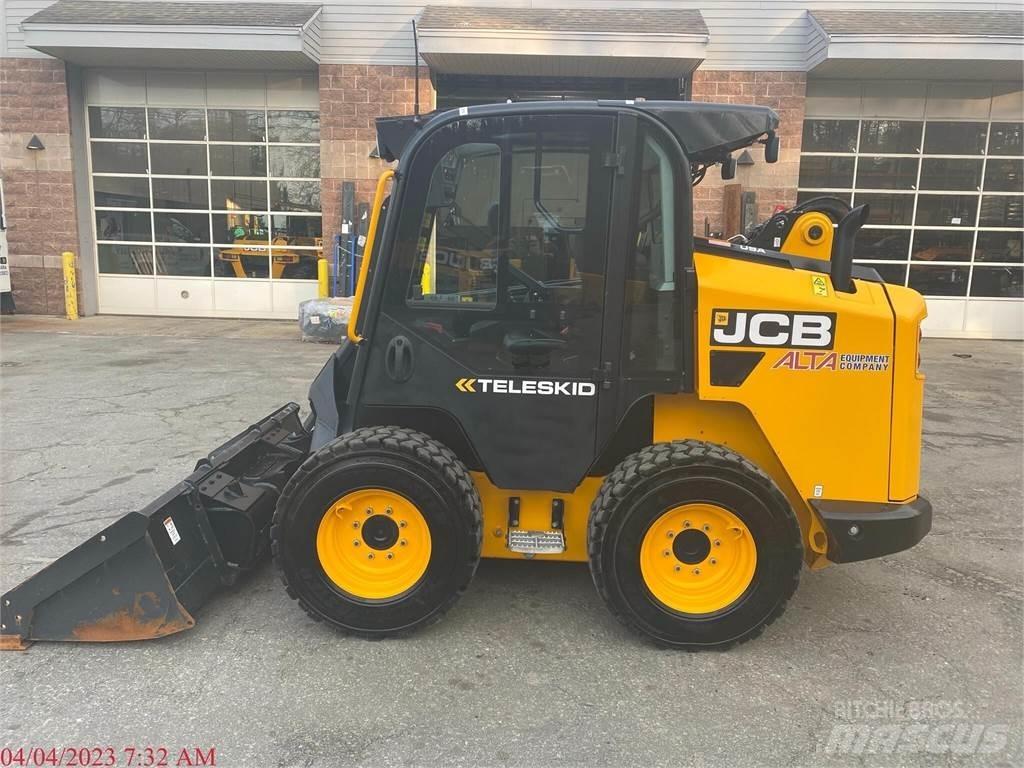 JCB 3TS-8W 滑移轉向裝載機