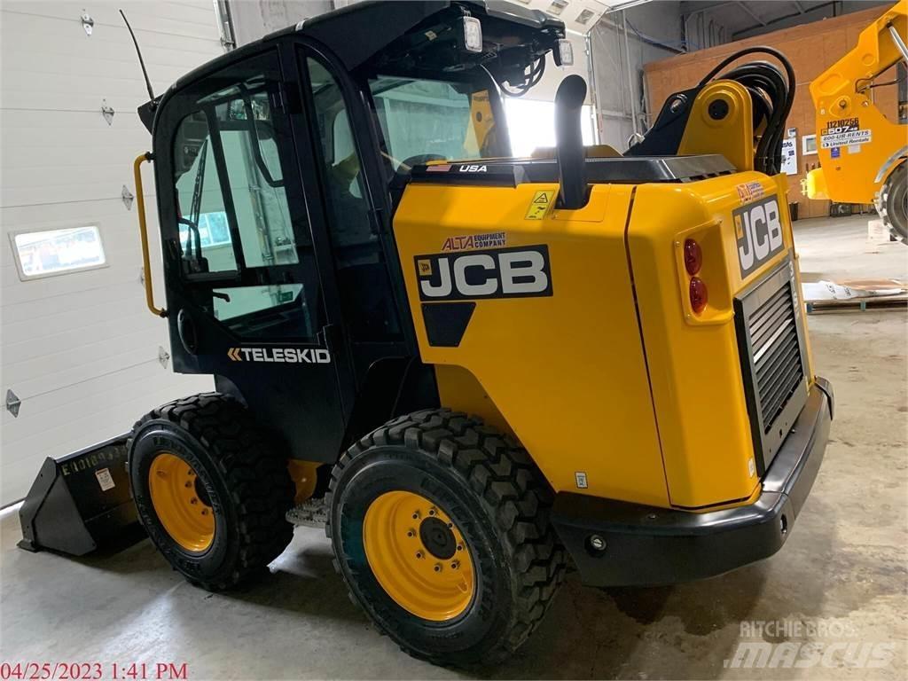 JCB 3TS-8W 滑移轉向裝載機