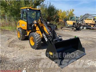 JCB 407 輪胎式裝載機