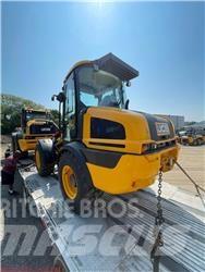 JCB 409 輪胎式裝載機