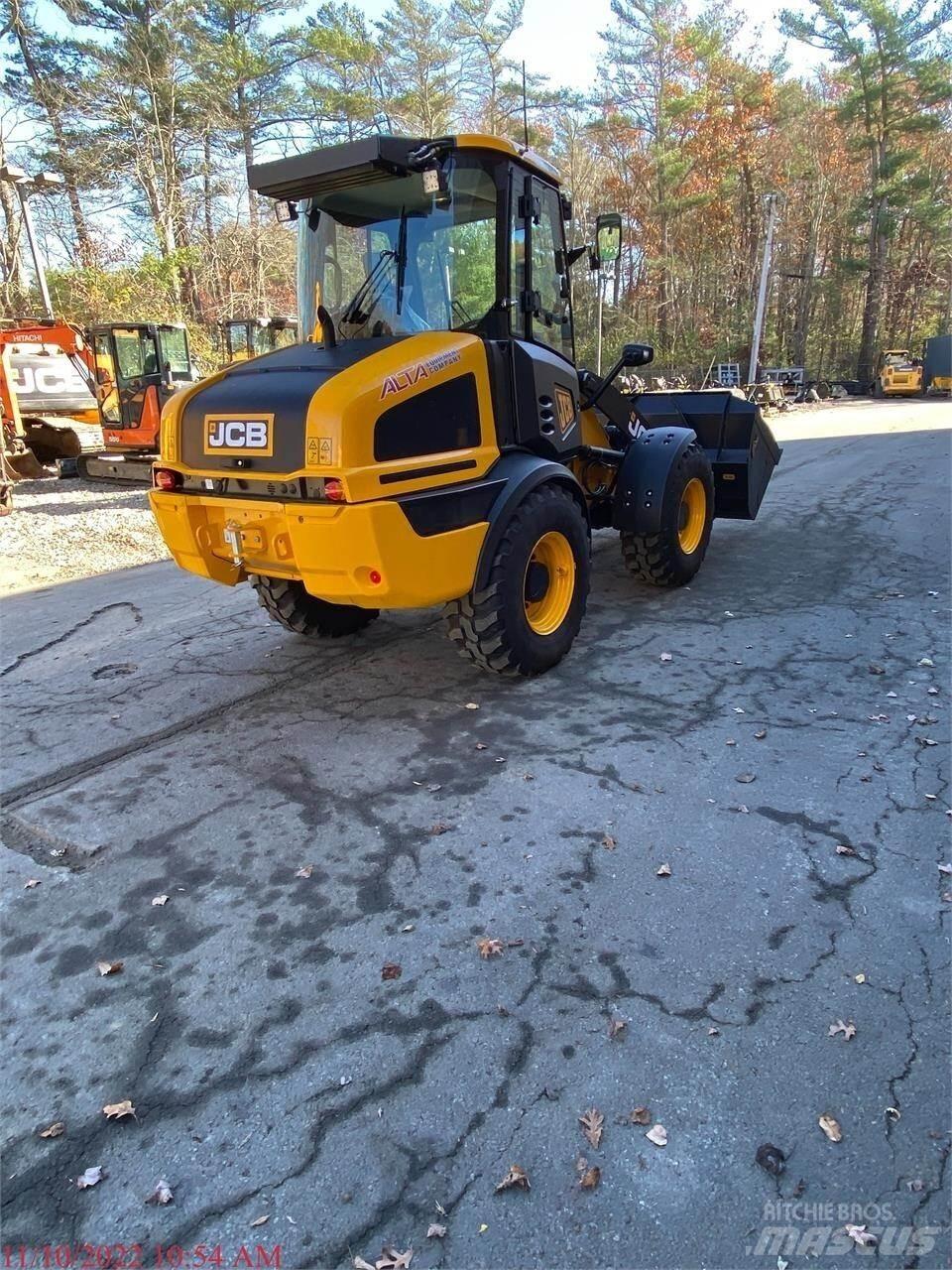 JCB 409 輪胎式裝載機