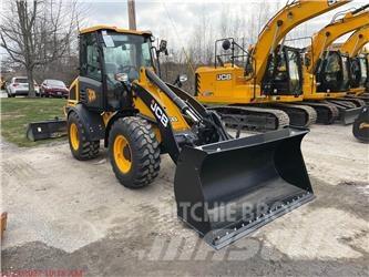 JCB 409 輪胎式裝載機