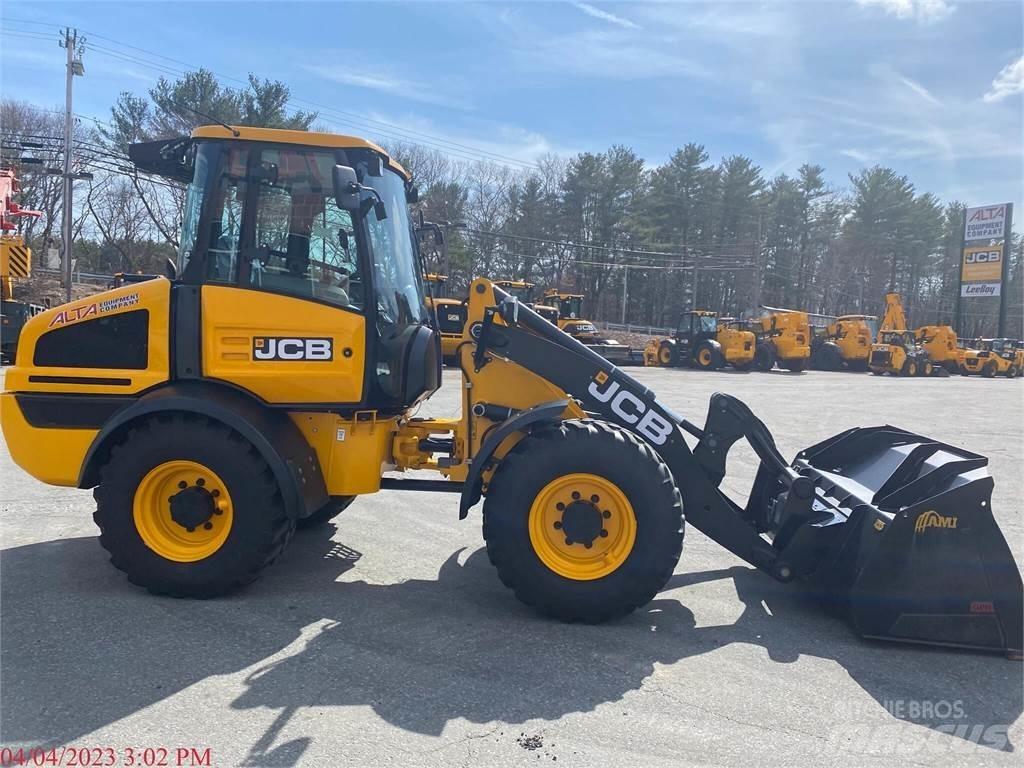 JCB 409 輪胎式裝載機