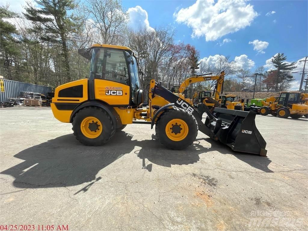 JCB 409 輪胎式裝載機