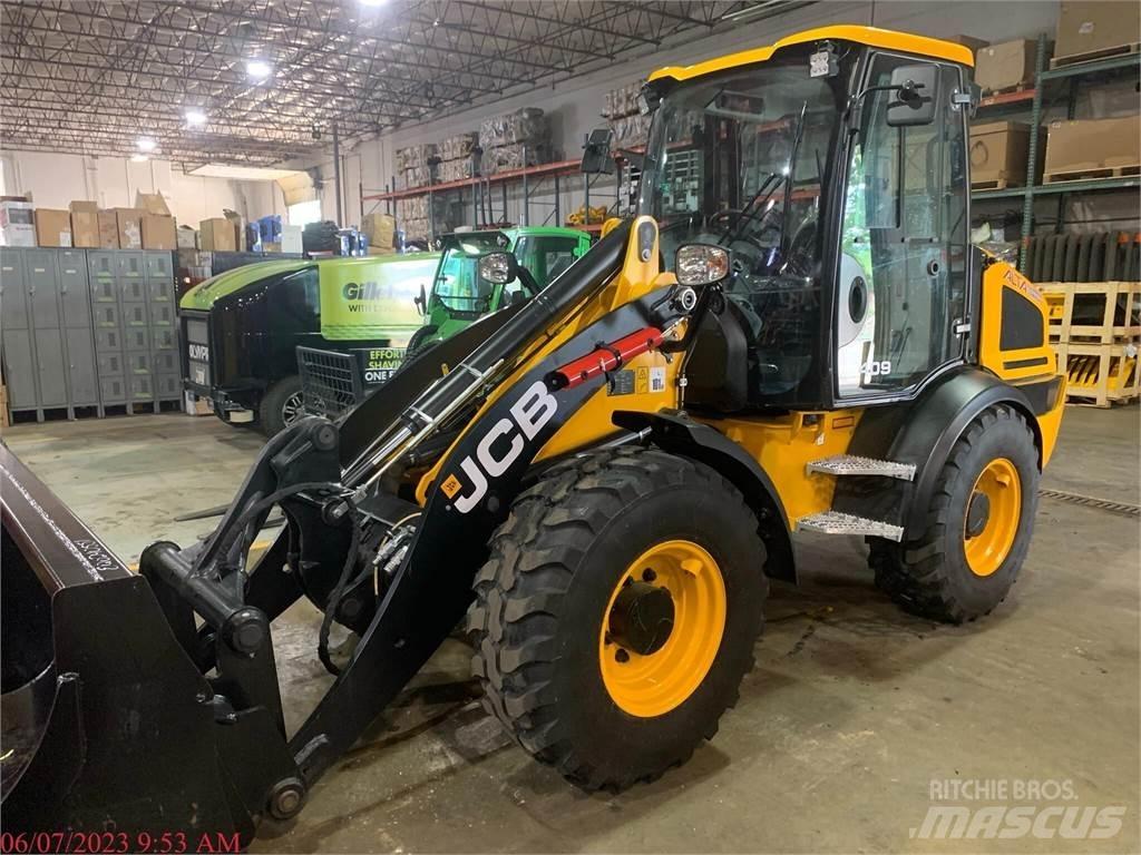 JCB 409 輪胎式裝載機