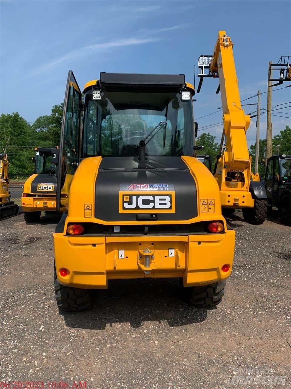 JCB 409 輪胎式裝載機