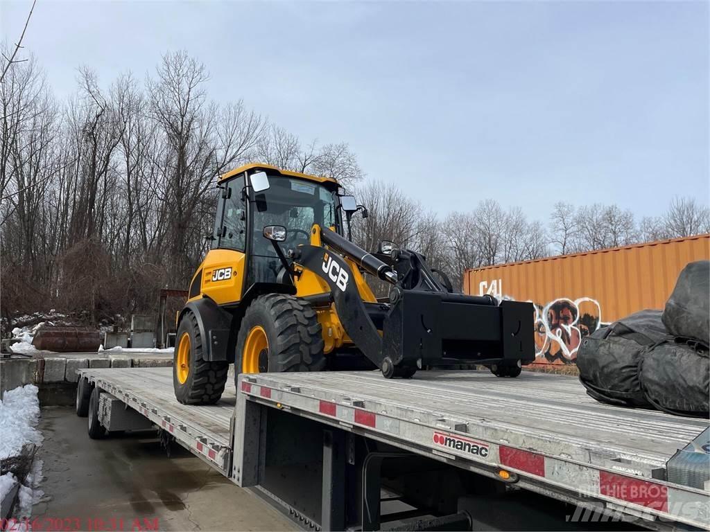 JCB 409 輪胎式裝載機