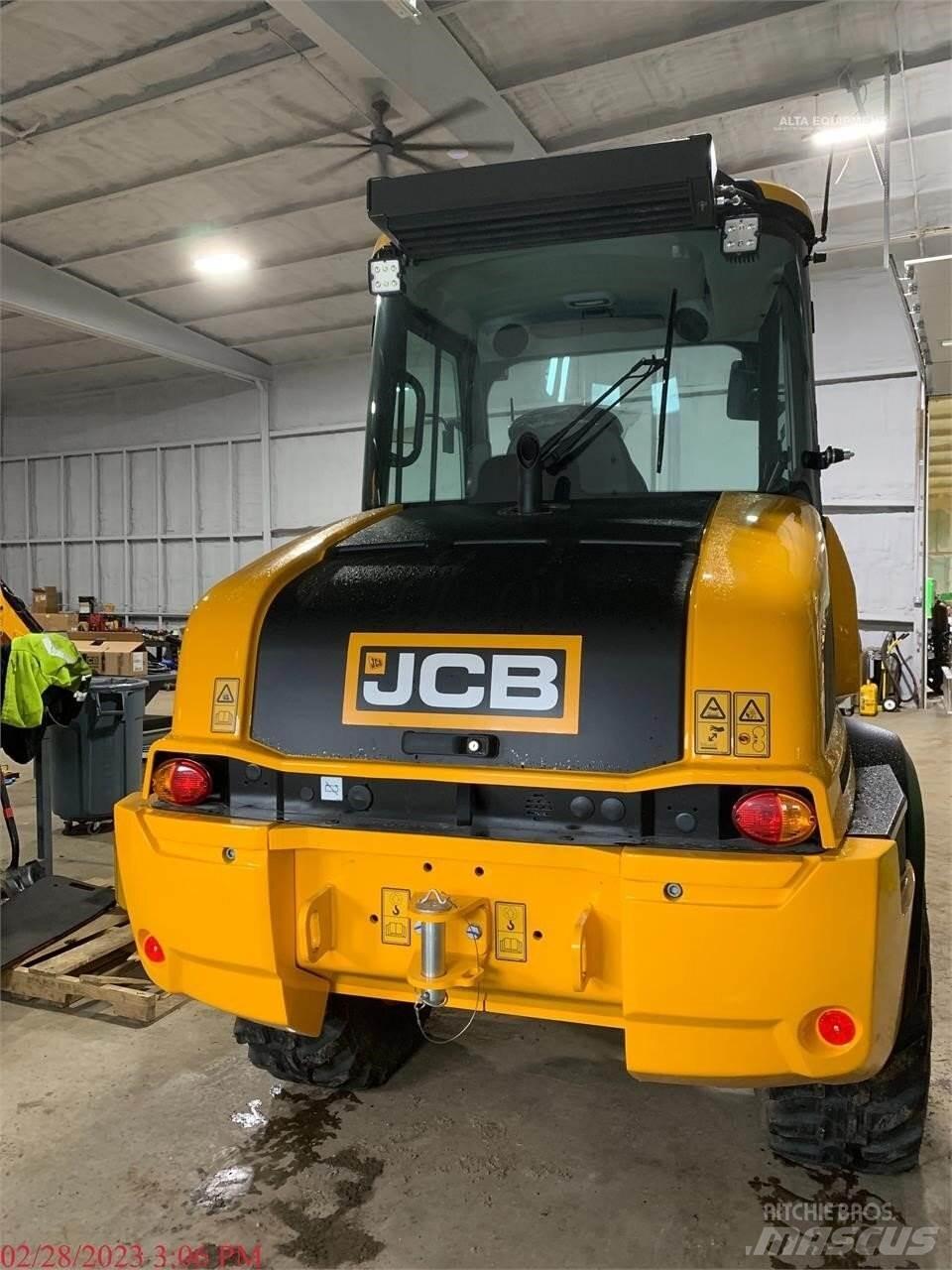 JCB 409 輪胎式裝載機