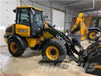 JCB 409 輪胎式裝載機