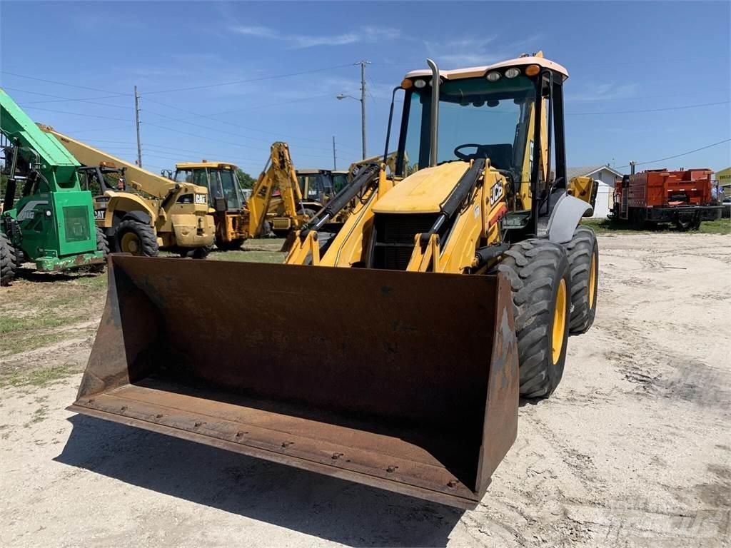 JCB 4CX 反鏟裝載機