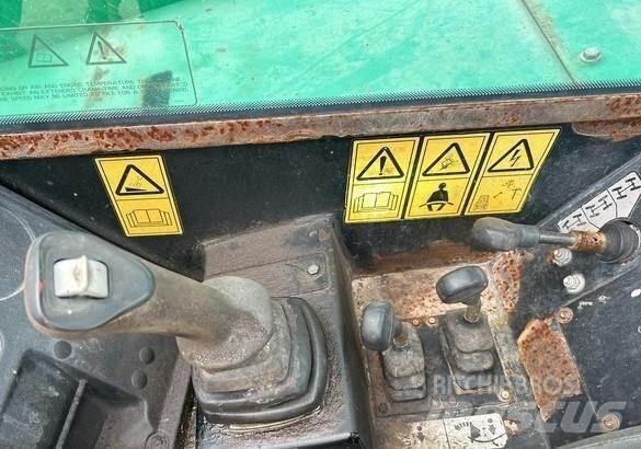 JCB 507-42 伸縮臂操作車