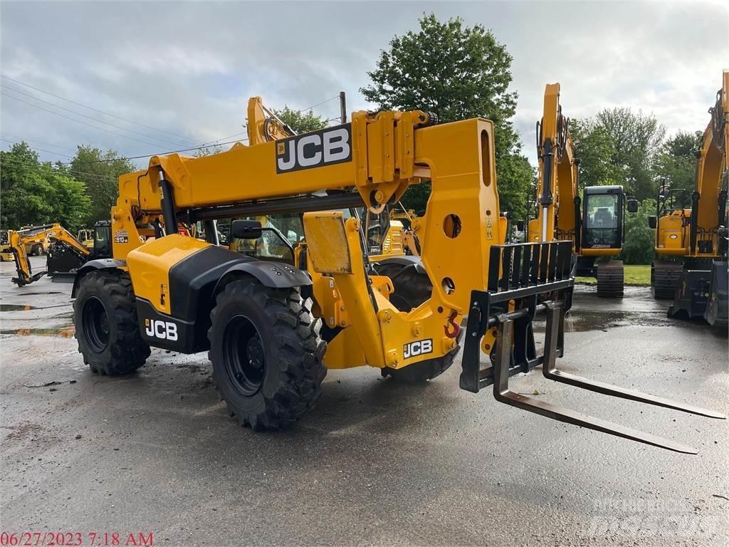 JCB 510-56 伸縮臂操作車