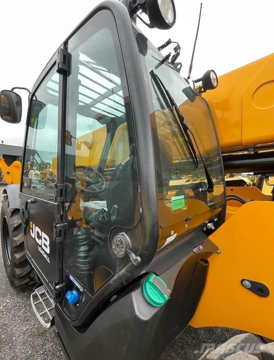 JCB 510-56 伸縮臂操作車