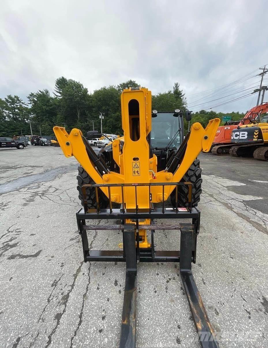 JCB 510-56 伸縮臂操作車