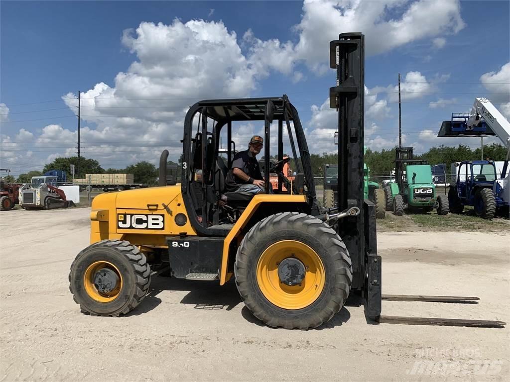 JCB 930 越野車