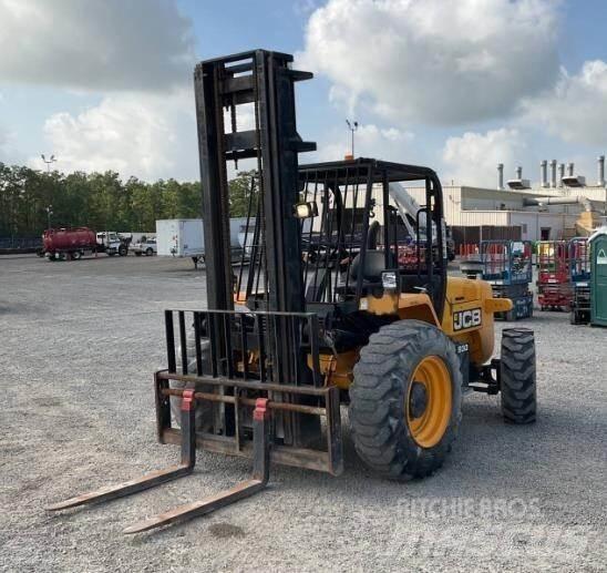 JCB 930 越野車