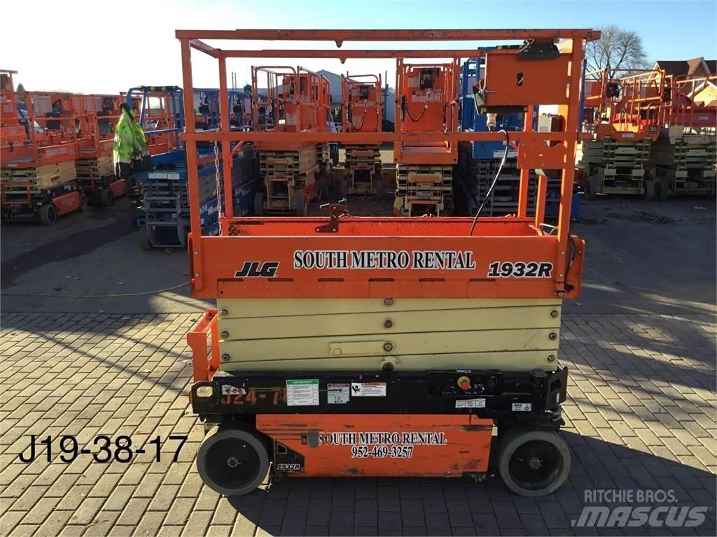 JLG 1932R 剪式升降機